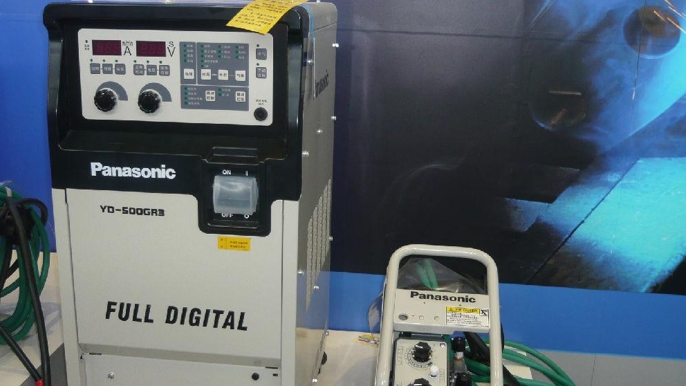 松下二氧化碳保护焊